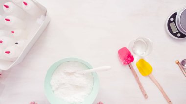 Royal Icing karıştırma