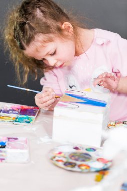 Çocuklar el sanatları projesi