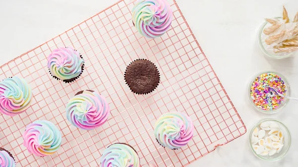 Cuocere cupcake unicorno — Foto Stock