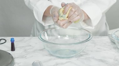 Şekerli Kurabiye Pişirme