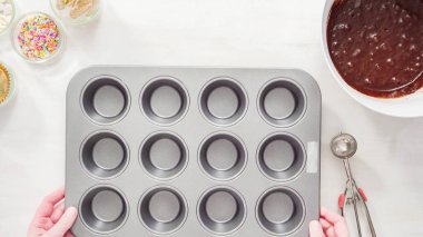 Tek boynuzlu at kekleri pişiriyorum.