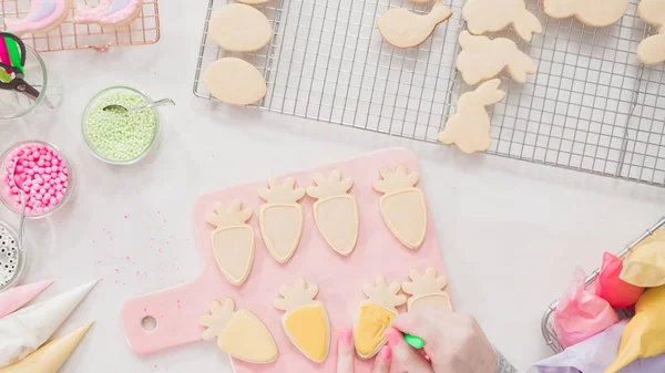 Making Easter cookies — Stock Photo, Image