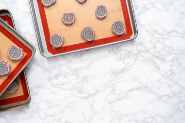 Şekerli Kurabiye Pişirme