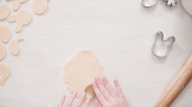 Paskalya Kurabiye Pişirme