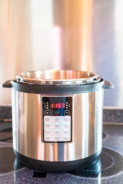 Pressure cooker — Stock Photo, Image