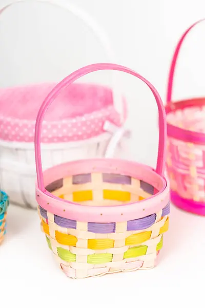 Easter basket — Stockfoto