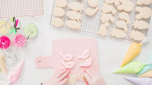 Making Easter cookies — Stock Photo, Image