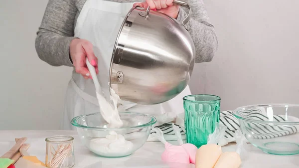 Making Easter cookies — Stock Photo, Image