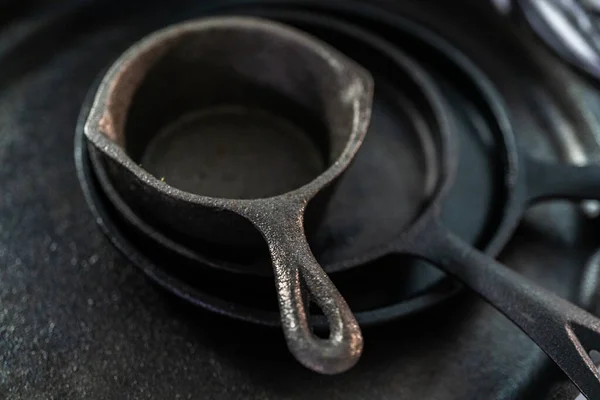 Cast iron frying pan — Stock Photo, Image