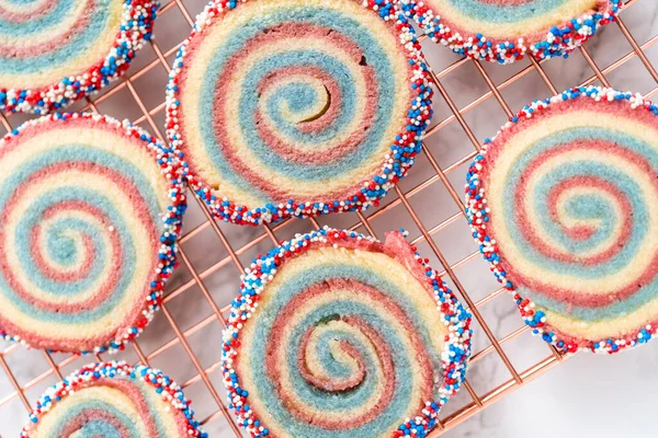Cooling Red White Blue Pinwheel Sugar Cookies Cooling Rack Dessert — Stock Photo, Image