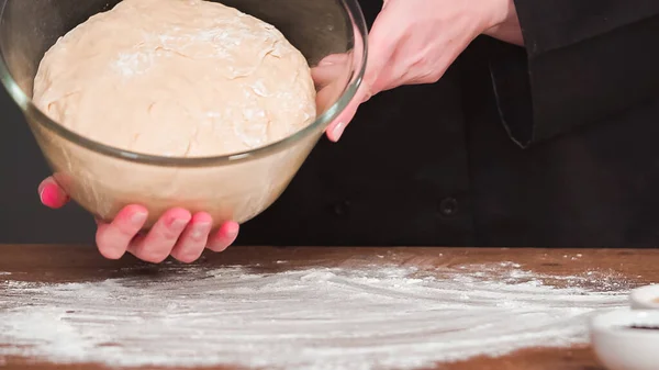Step Step Dividing Dough Even Pieces Bake Challah Bread — Stock Photo, Image