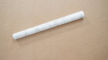 Düz yatıyordu. Gıda fotoğrafçılığı için yapışkan kağıt ile mermer tahta yapma.