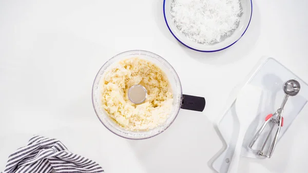 Deitado Misturar Ingredientes Processador Alimentos Para Preparar Biscoitos Caseiros Coco — Fotografia de Stock