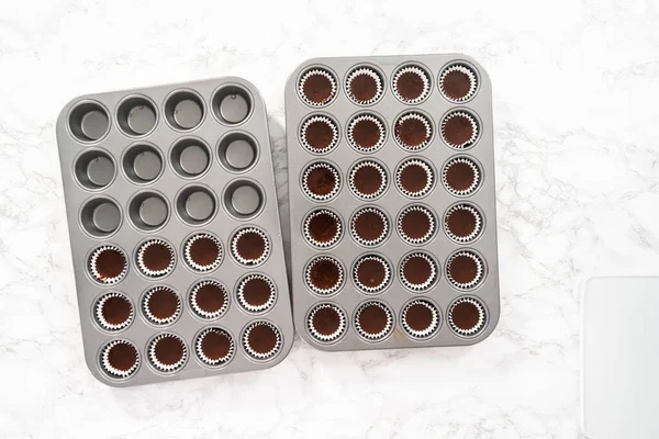 Bakning Choklad Mini Muffins Cupcake Pan — Stockfoto