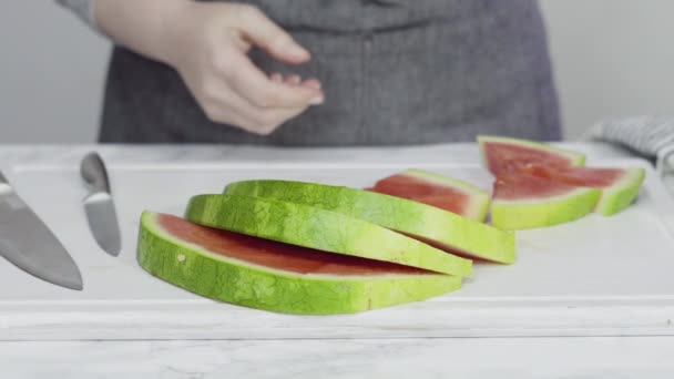 Rodajas Sandía Fresca Jugosa — Vídeos de Stock