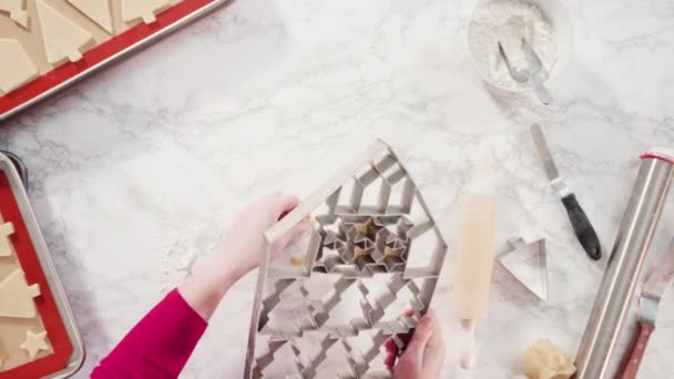 Suikerkoekjesdeeg Uitrollen Kerstkoekjes Bakken — Stockvideo