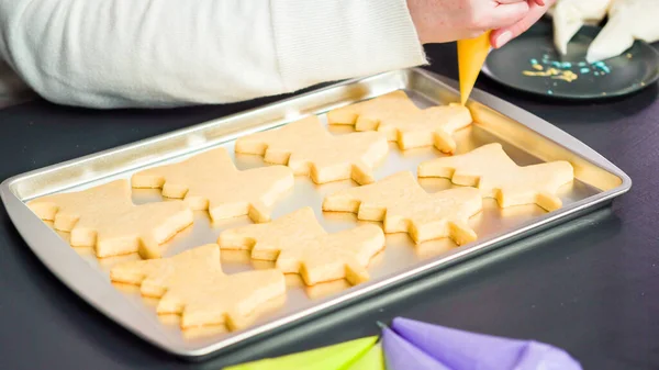 Décorer Les Biscuits Sucre Licorne Avec Glaçage Royal Multicolore — Photo