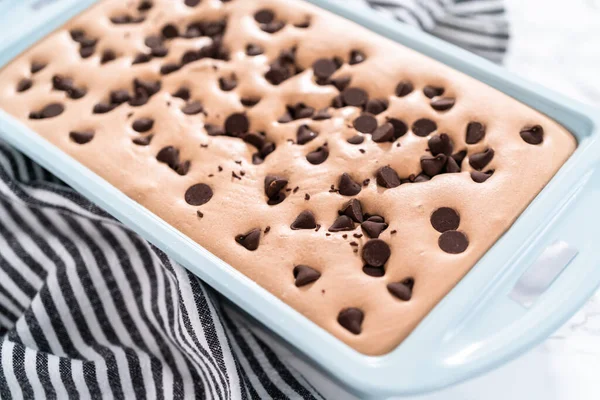 Ev yapımı çikolatalı dondurma, tavada..