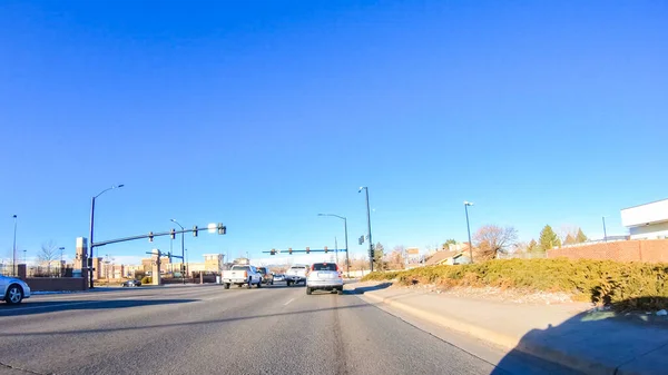 Denver Colorado Enero 2020 Conducir Por Carreteras Típicas Pavimentadas Los — Foto de Stock