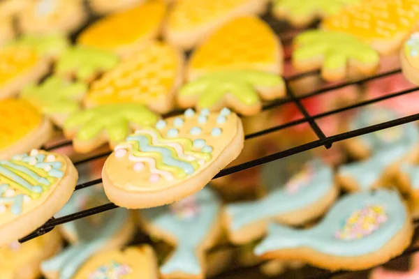 Easter Sugar Cookies Decorated Royal Icing Different Colors — Stock Photo, Image