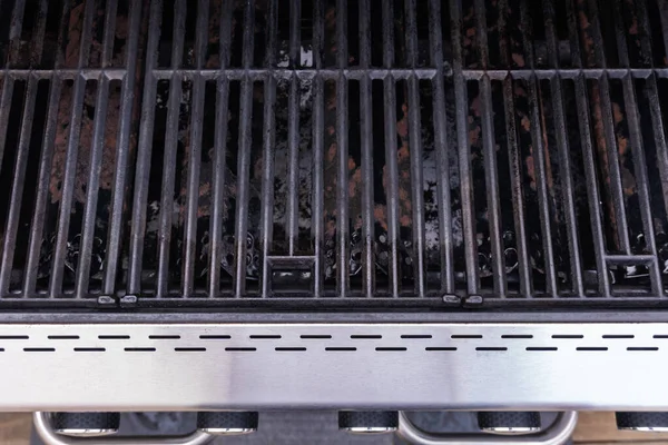 Sauberer Sechs Flammen Gasgrill Bereit Für Den Sommergrill — Stockfoto