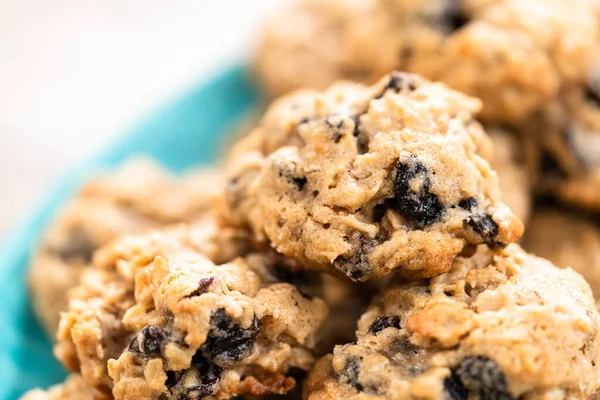 Freshly Baked Chewy Oatmeal Raisin Cookies Blue Plate — Stock Photo, Image