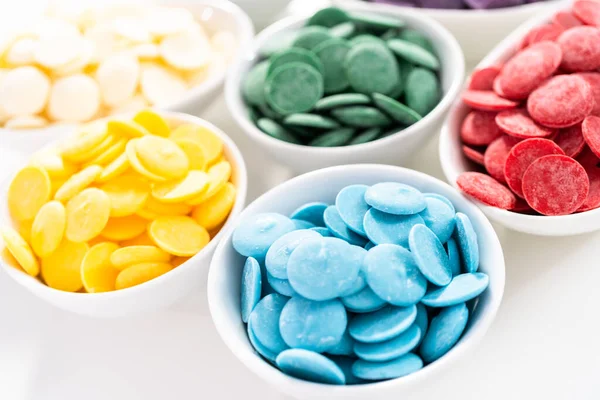 Rainbow Colors Chocolate Chips White Bowls Melting Chocolate Shapes White — Stock Photo, Image