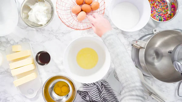 Ett Platt Ligg Steg För Steg Blandning Ingredienser Stående Kök — Stockfoto