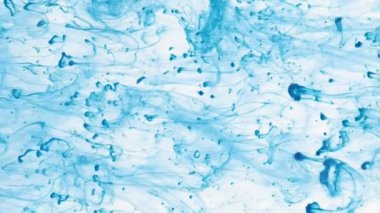 renkli mürekkep bulut su içinde yetişen