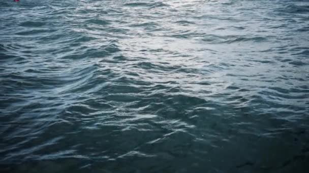 Vagues océaniques Mouvement lent 