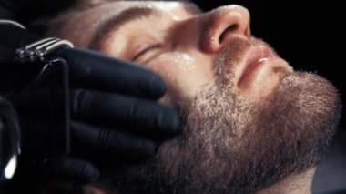 Kuaför Salonu salonu adam yüz Masaj aleti.