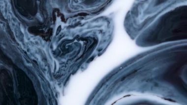Aquarelle beyaz Soyut doku üzerinde mavi kabarcıklar mürekkep