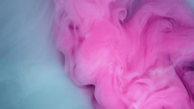 Kırmızı ve mavi boya kalın, Inky pembe, mavi ve mor bulutlar şekillendirme