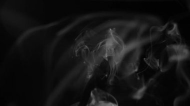 Siyah Arkaplanda Soyut Duman