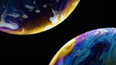 Yüzey hava kabarcığı, kimyasal, sıcaklık ve su etkisi kadar kapatın. Yeryüzündeki havayı simüle edin.