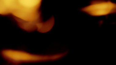 Açık kırmızı soyut Bokeh Efekti. Altın soyut arkaplan