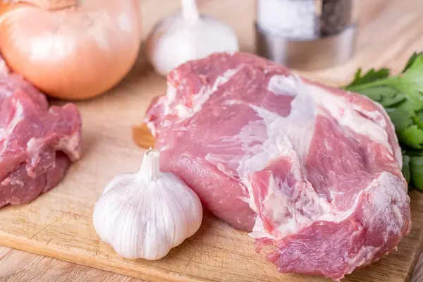 Pescoço Porco Não Cozido Com Legumes Carne Crua — Fotografia de Stock