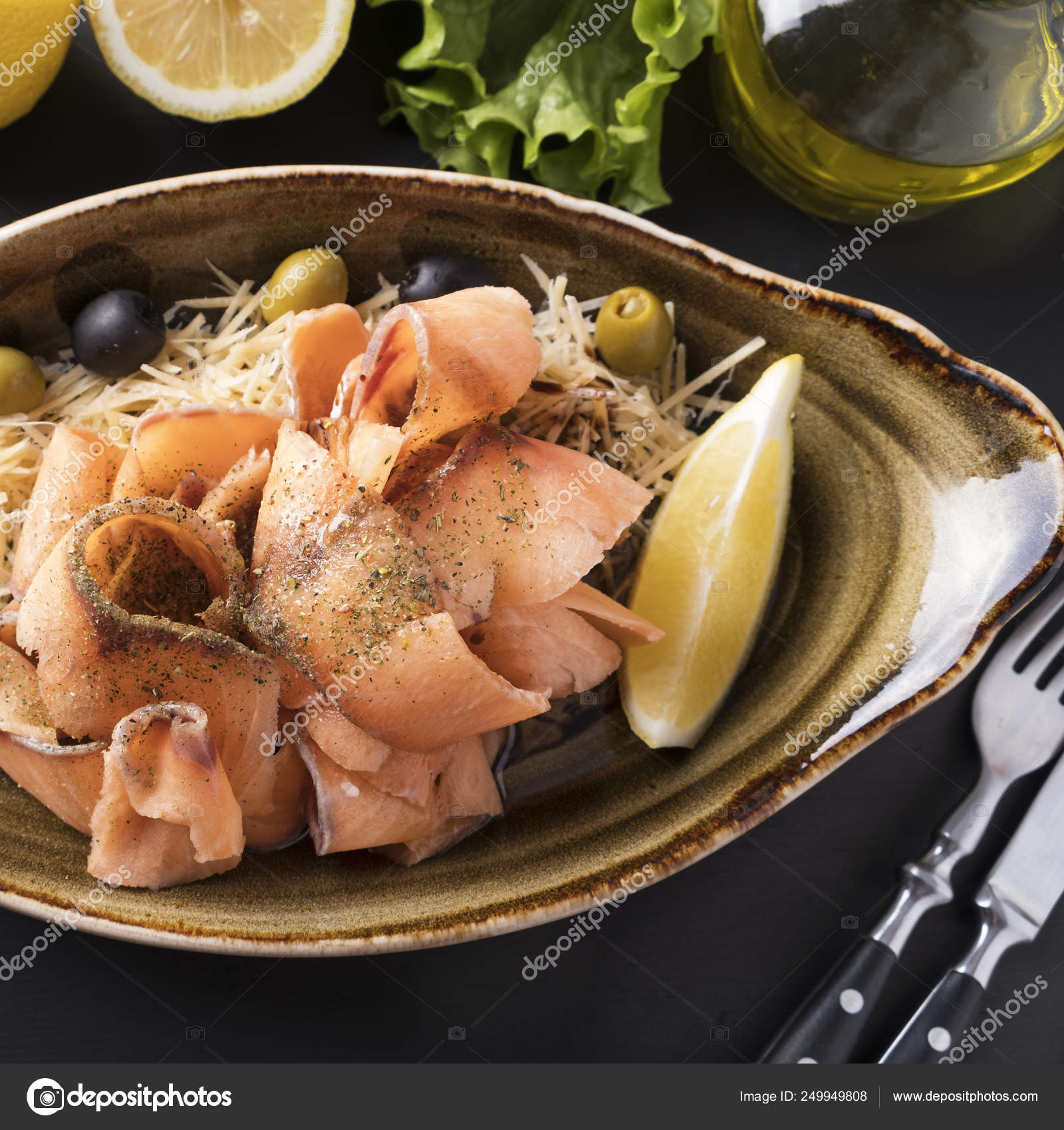 comer salmon crudo congelado