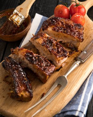 Tahtada pirzola var. Üst görünüm