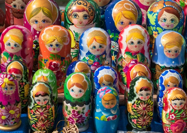 Kleurrijke Russische Poppen Matreshka Houten Pop Matroesjka — Stockfoto