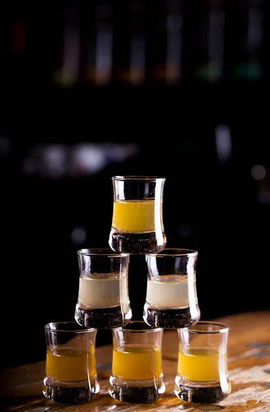 Boisson Alcoolisée Petits Verres Sur Bar Tirs Table Bar Gros — Photo