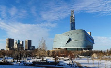 Winnipeg şehir cityscape. İnsan hakları çatal Parkı'ndan görülen kış görünümü Kanada müze tarih. Çekici, Manitoba, Kanada