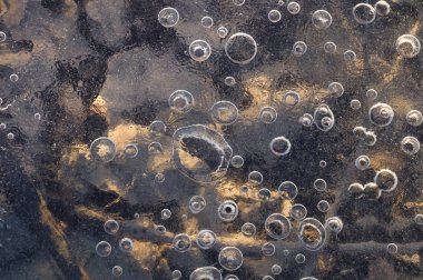 Doku soyut closeup arka plan buz oluklar, oluklar ve donma sırasında su kütlesi nde don tarafından öksürük hava kabarcıkları