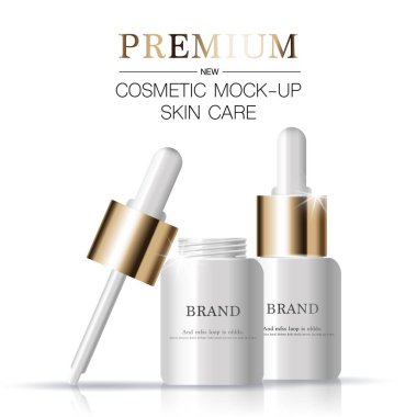 Yıllık ya da festival satışı için yüz serumunu suluyorum. Işıltılı parçacıkların arka planında izole edilmiş gümüş ve altın serumlu maske şişesi. Zarif kozmetik reklamları, illüstrasyon.