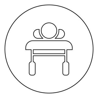 Hasta tıbbi yatak kanepesinde yatıyor. Hasta Hasta rehabilitasyon simgesi yuvarlak çizgili siyah renk çizimi düz görüntü.