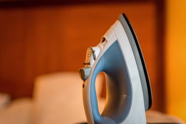 closeup dik pozisyonda eve çamaşır odasında istirahat ev el demir