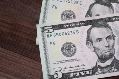 Farklı para yakın çekim. Para ve kazanç kavramı.