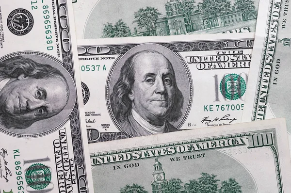 Dolar portre. Benjamin Franklin'in portresi bir faturası. Para ve kazanç kavramı.