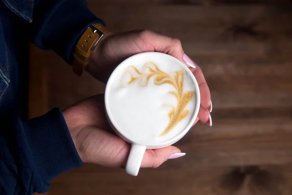 Kopp Kaffe Närbild Ett Brunt Trä Bord — Stockfoto