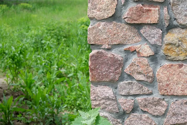 Stone Fence Grass Close Shot Texture — Stock Photo, Image